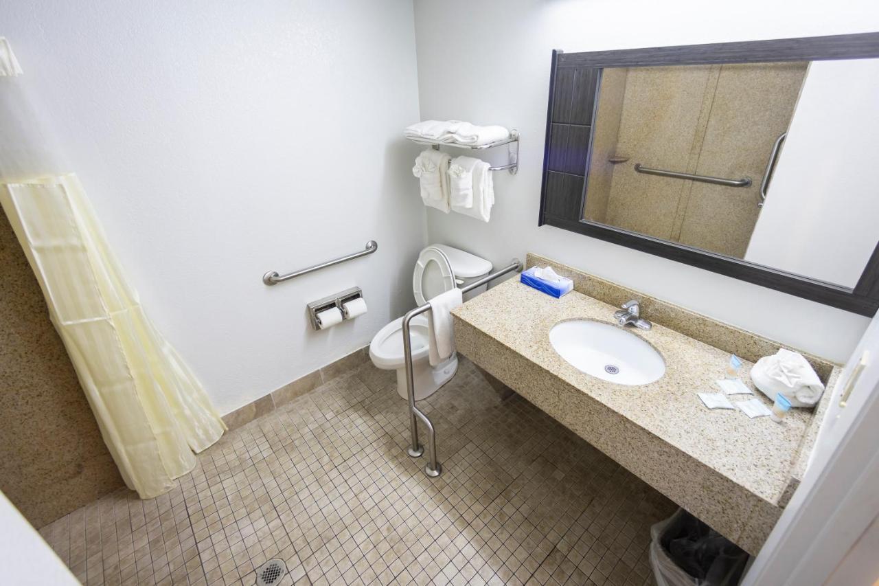 Ocean Breeze Inn St. Augustine Beach Bagian luar foto