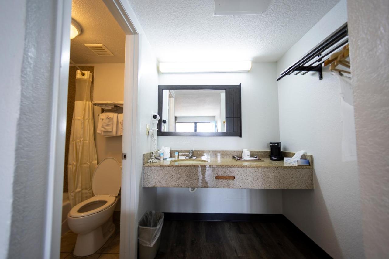 Ocean Breeze Inn St. Augustine Beach Bagian luar foto